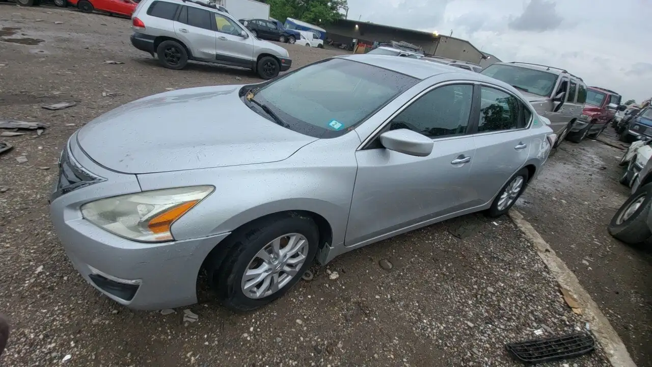 Photo of 2014 Nissan Altima