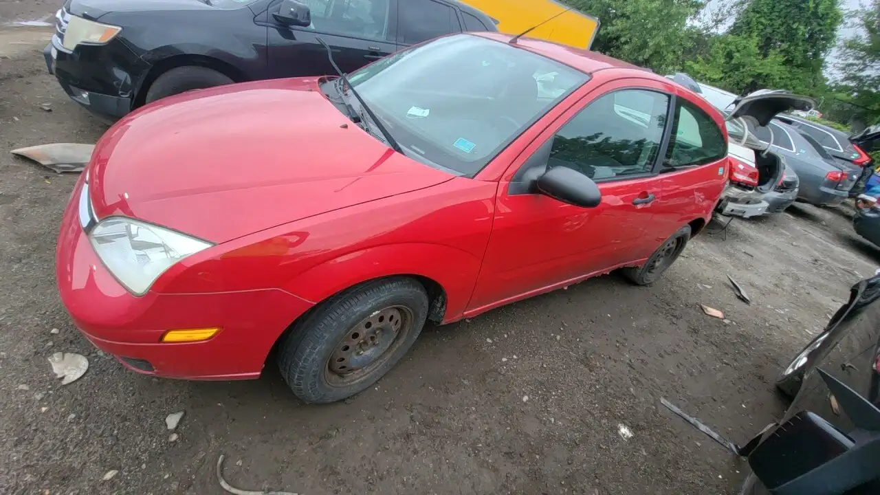 Photo of 2005 Ford Focus
