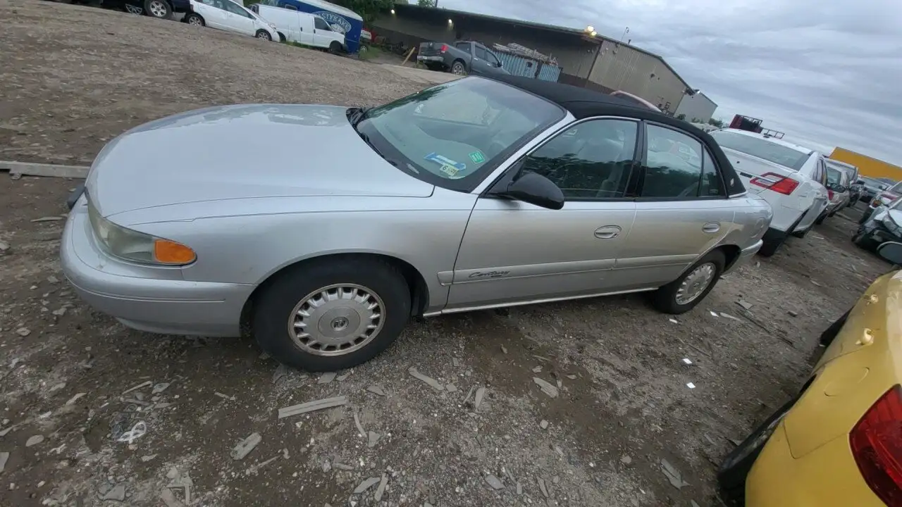 Photo of 2000 Buick Century