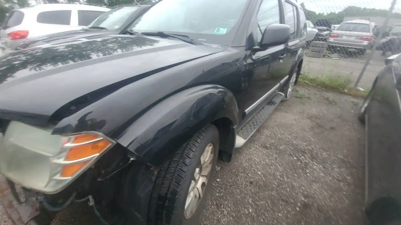 Photo of 2011 Nissan Pathfinder