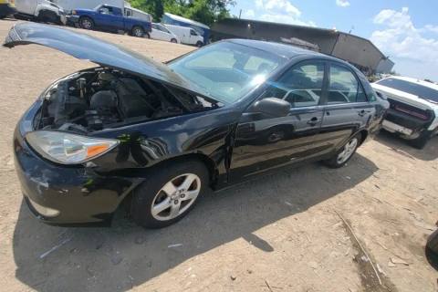 Photo of 2004 Toyota Camry