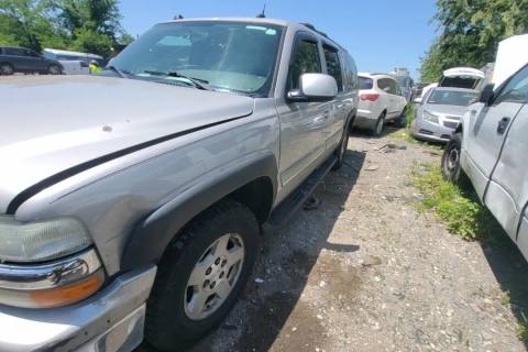 Photo of 2004 Chevrolet Suburban 1500