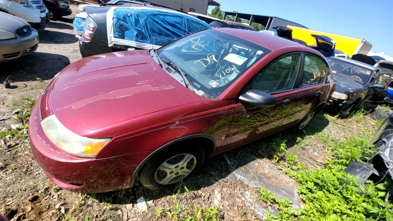 Photo of 2004 Saturn Ion
