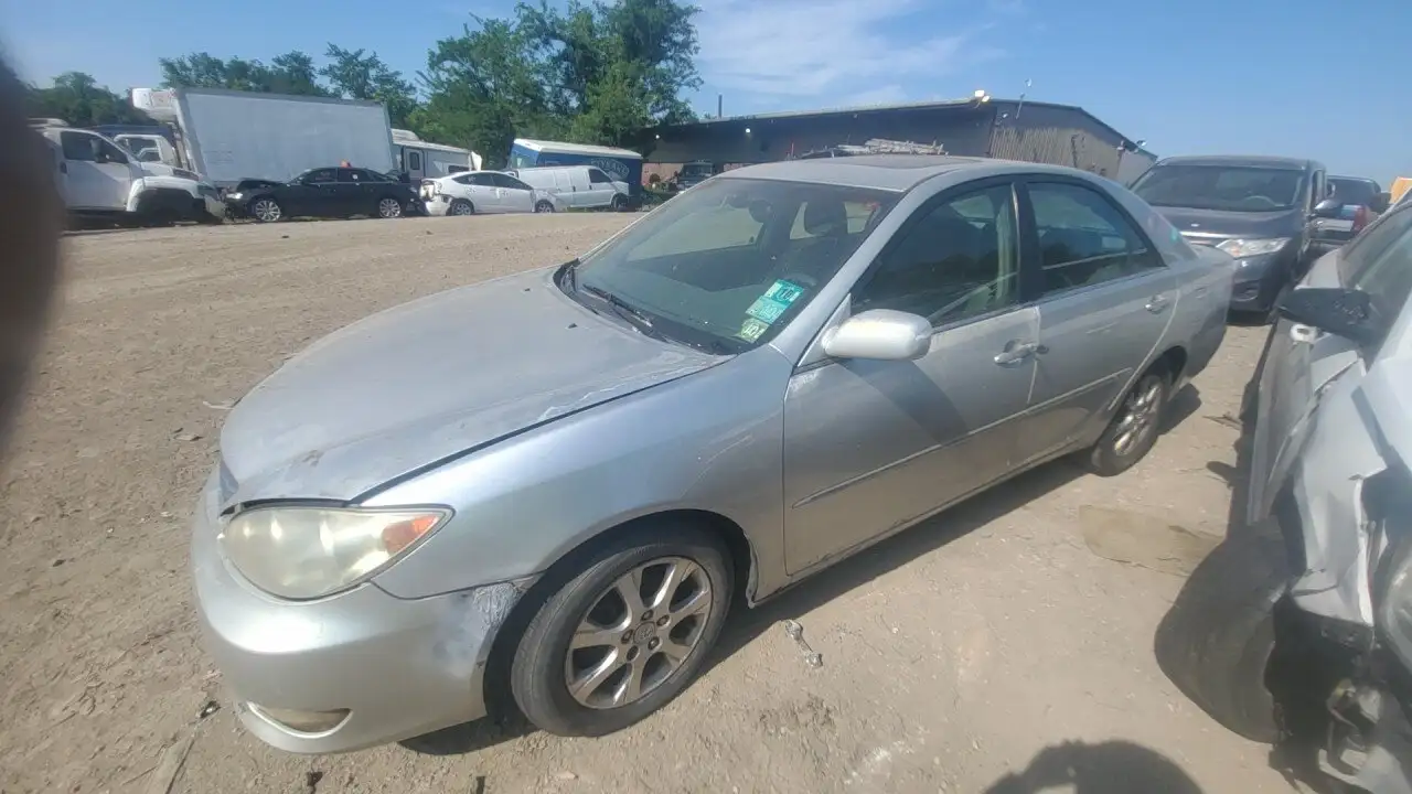 Photo of 2005 Toyota Camry
