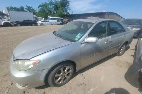 Photo of 2005 Toyota Camry