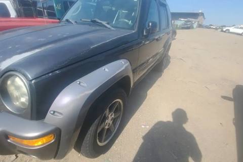 Photo of 2003 Jeep Liberty
