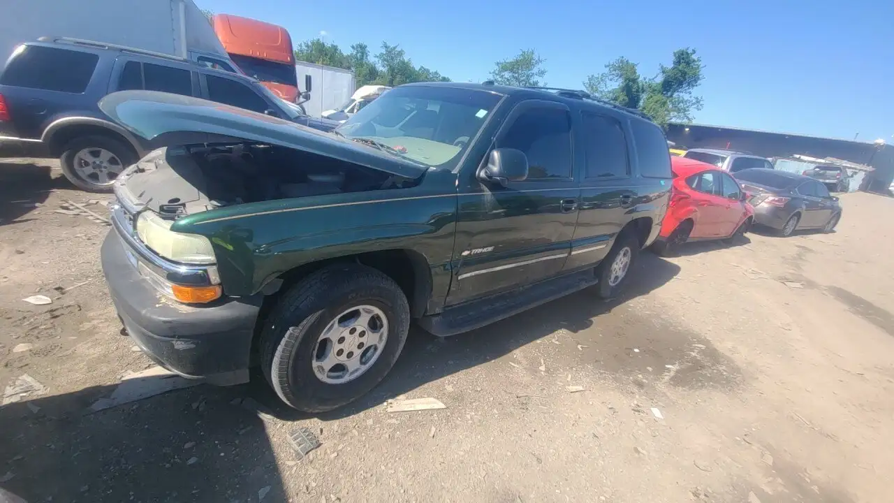 Photo of 2003 Chevrolet Tahoe