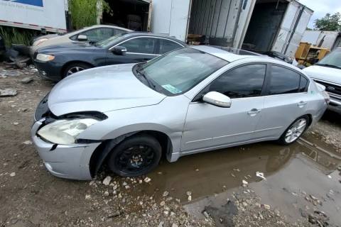 Photo of 2010 Nissan Altima