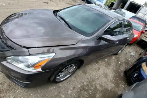 Photo of 2013 Nissan Altima