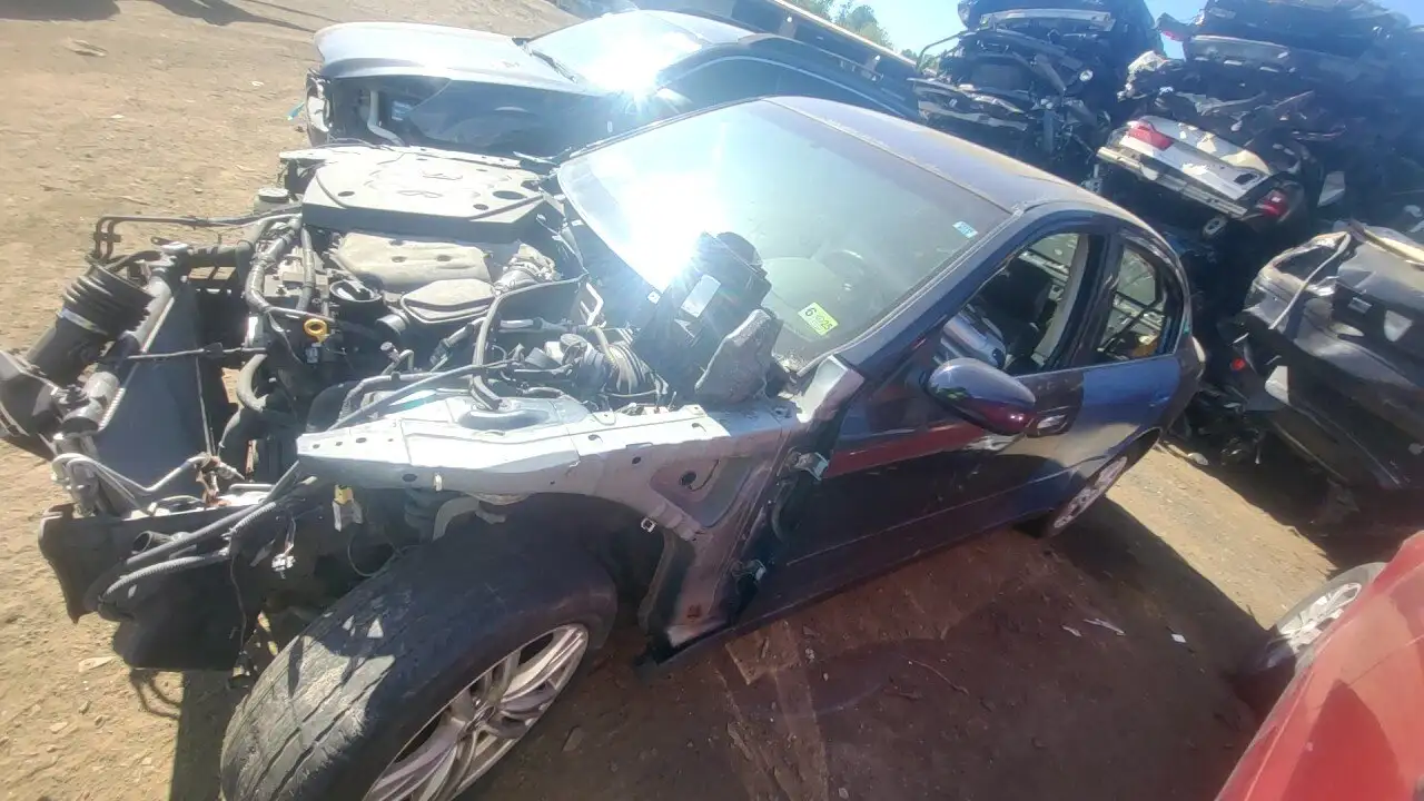 Photo of 2004 Infiniti G35