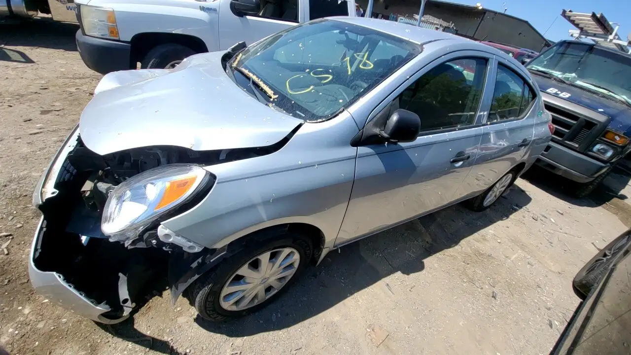 Photo of 2012 Nissan Versa