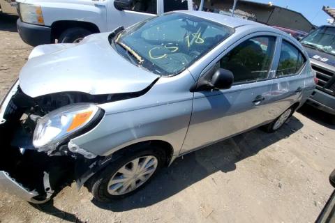 Photo of 2012 Nissan Versa