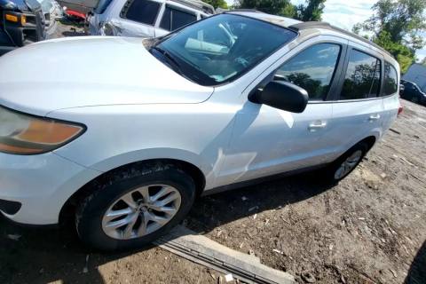 Photo of 2010 Hyundai Santa Fe