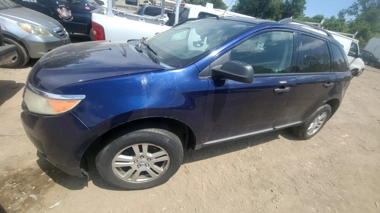 Photo of 2011 Ford Edge