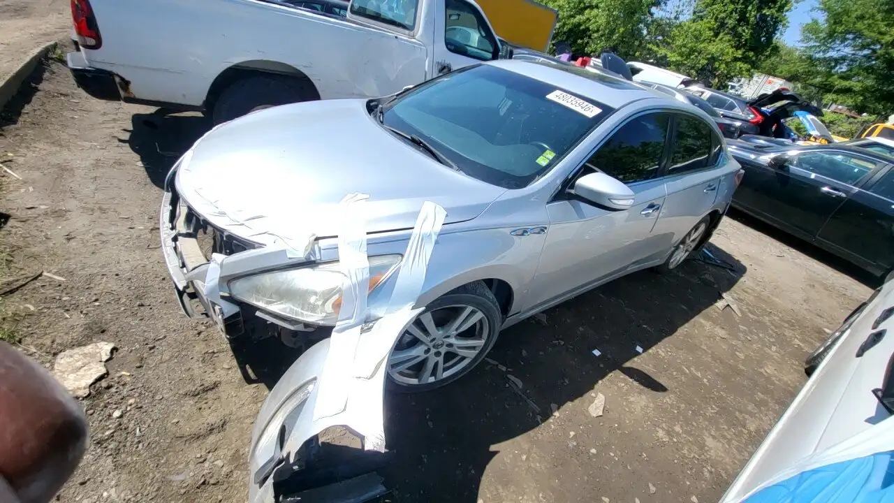 Photo of 2013 Nissan Altima