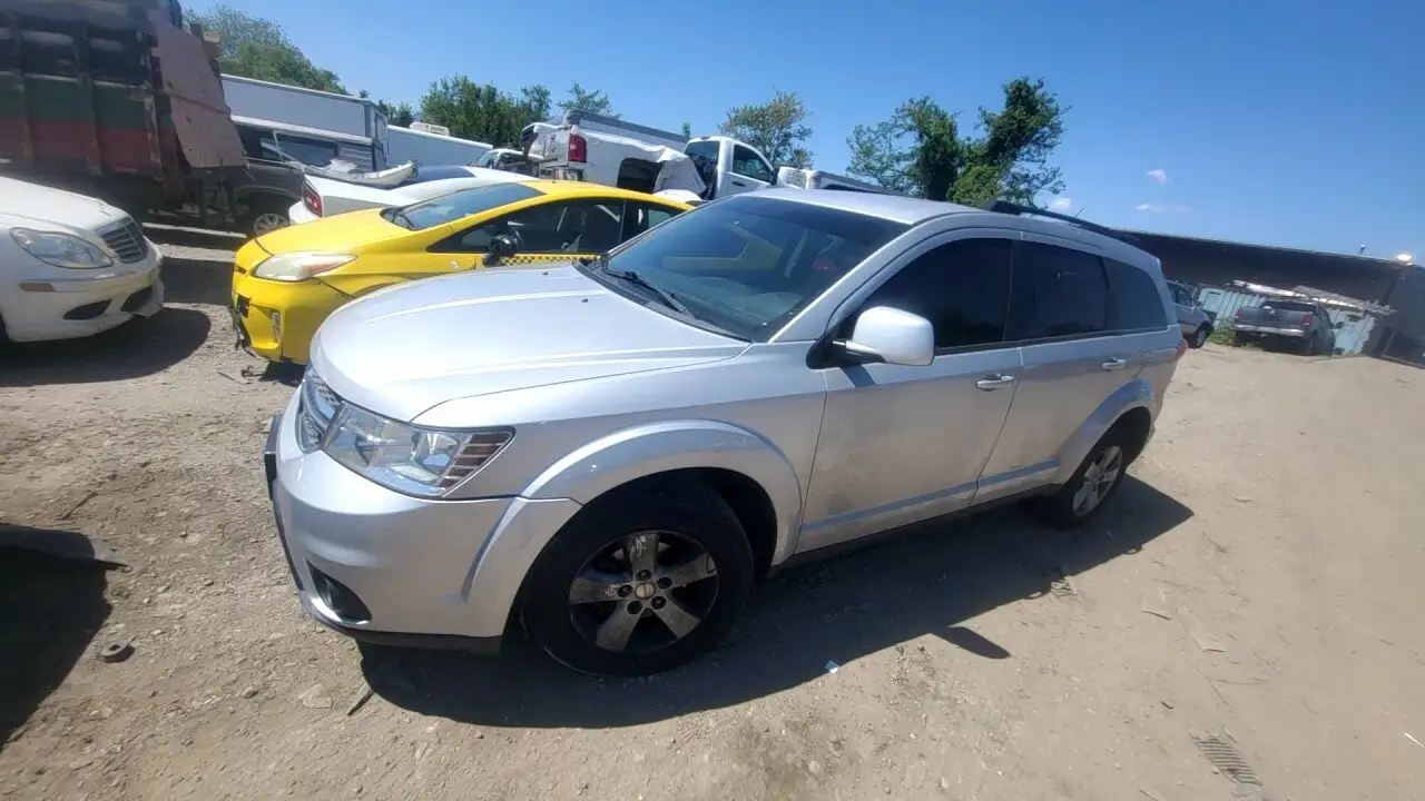Photo of 2011 Dodge Journey