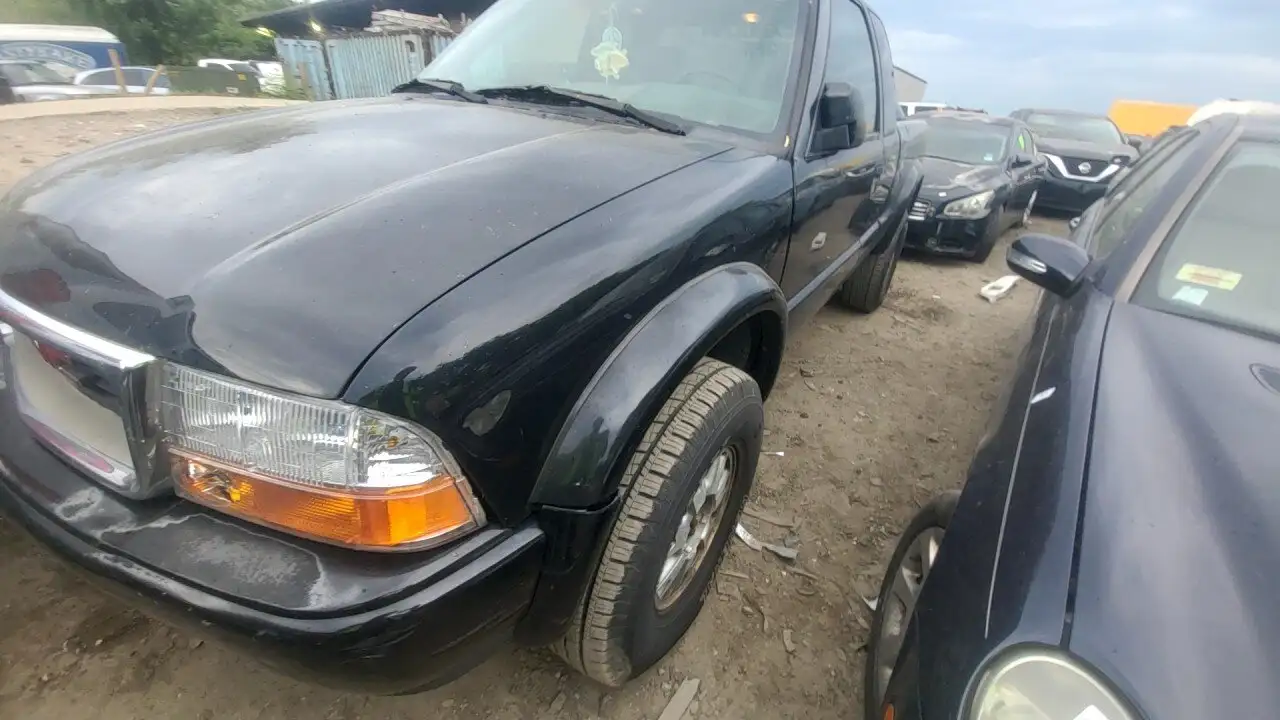 Photo of 2003 Gmc Sonoma