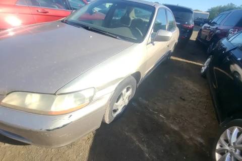 Photo of 2000 Honda Accord
