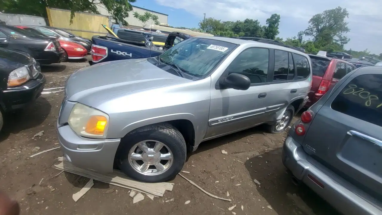 Photo of 2004 Gmc Envoy