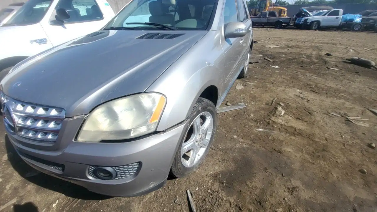 Photo of 2008 Mercedes-Benz Ml350