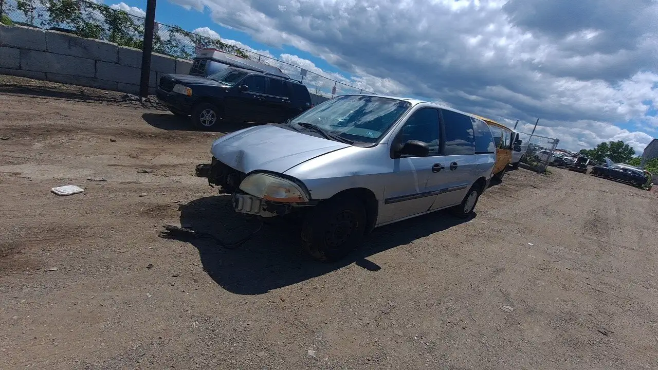 Photo of 2002 Ford Windstar