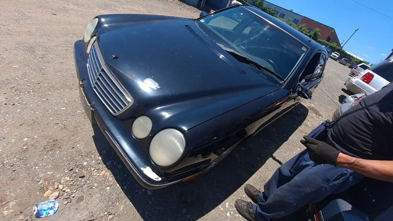 Photo of 2001 Mercedes-Benz E320