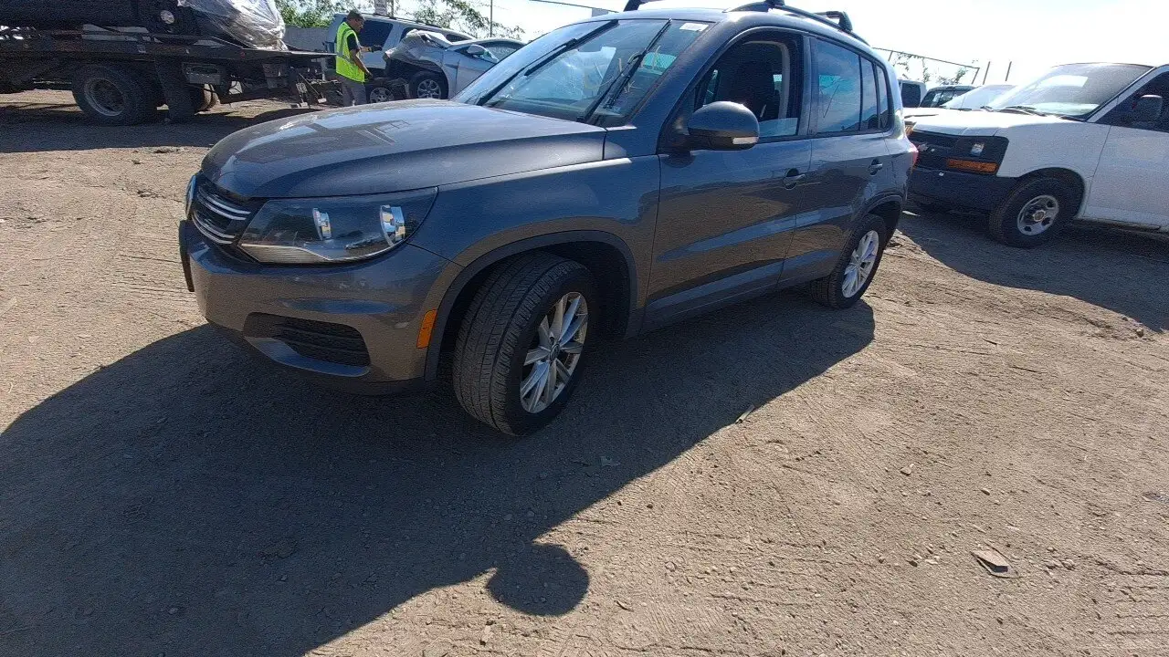 Photo of 2015 Volkswagen Tiguan