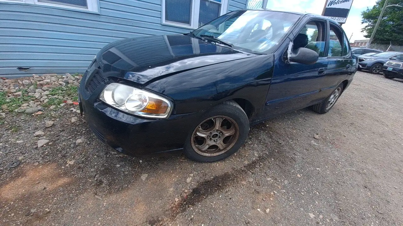 Photo of 2004 Nissan Sentra