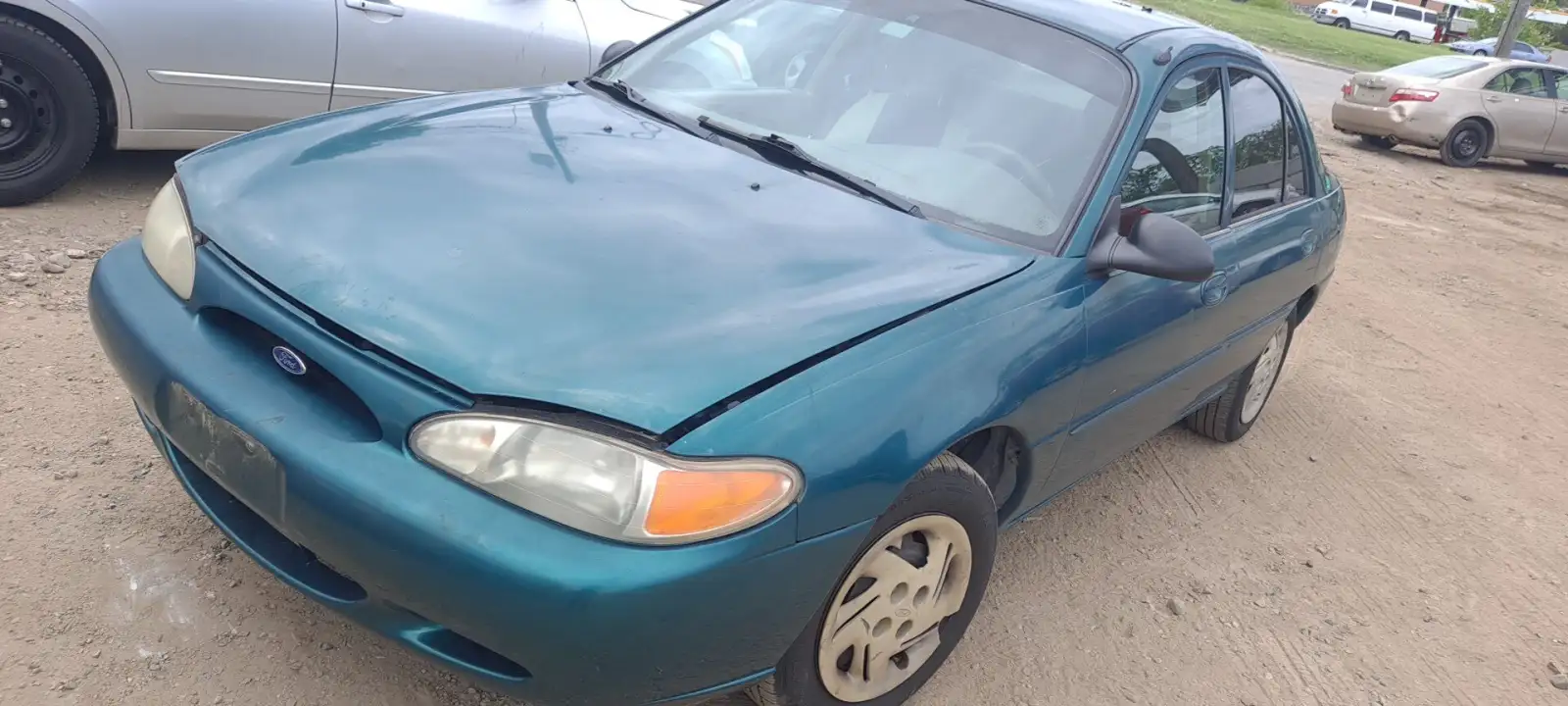 Photo of 1998 Ford Escort