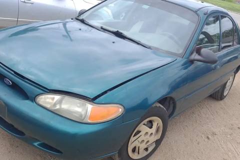 Photo of 1998 Ford Escort
