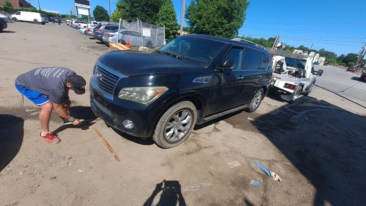 Photo of 2012 Infiniti Qx56