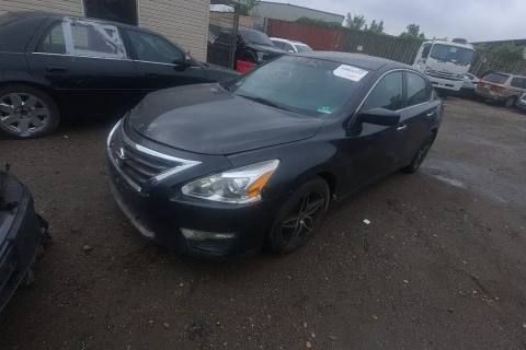 Photo of 2015 Nissan Altima