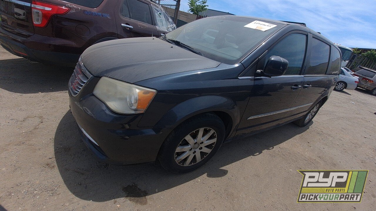 Photo of 2014 Chrysler Town & Country