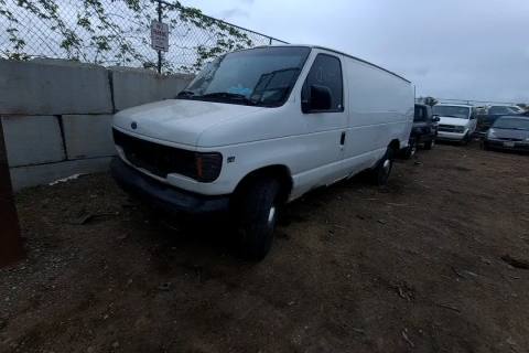 Photo of 2000 Ford E-250 Econoline