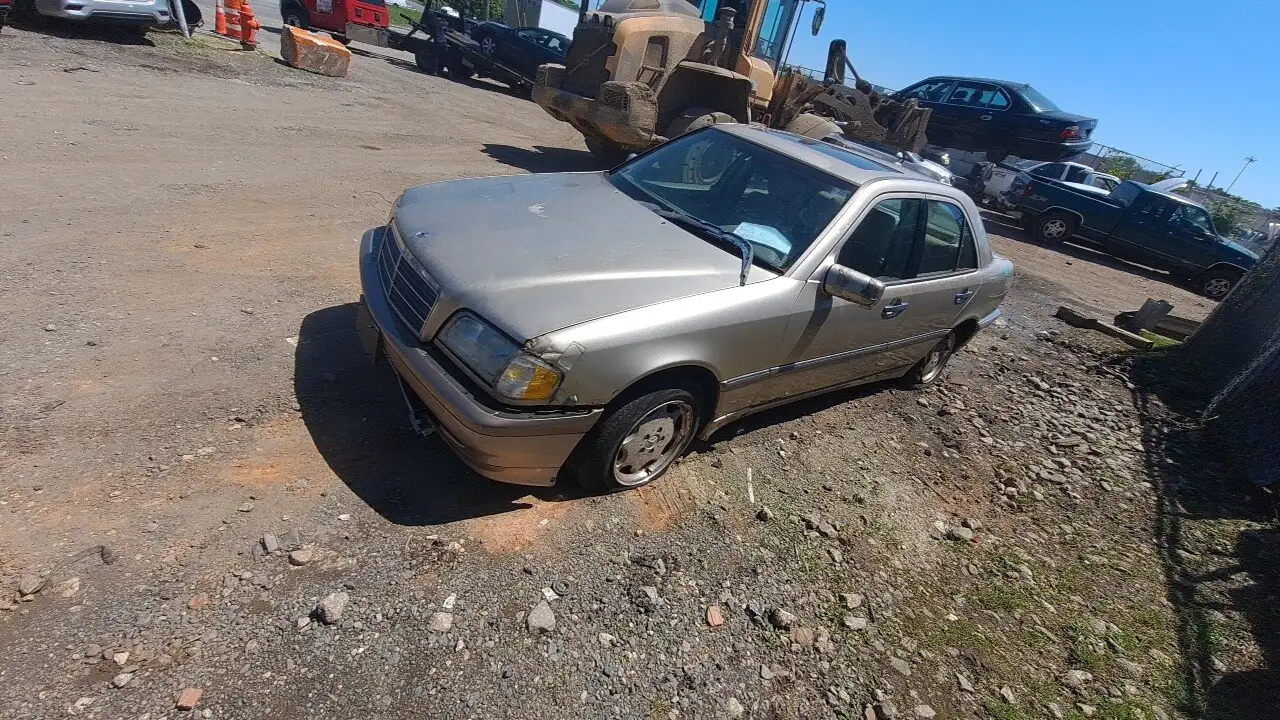 Photo of 2000 Mercedes-Benz C230