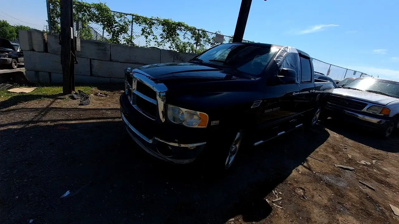 Photo of 2004 Dodge Ram 1500