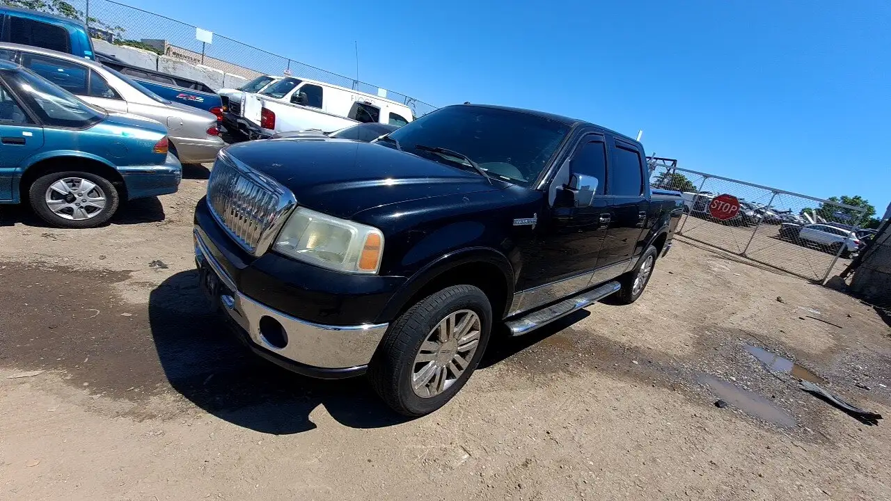 Photo of 2007 Lincoln Mark Lt