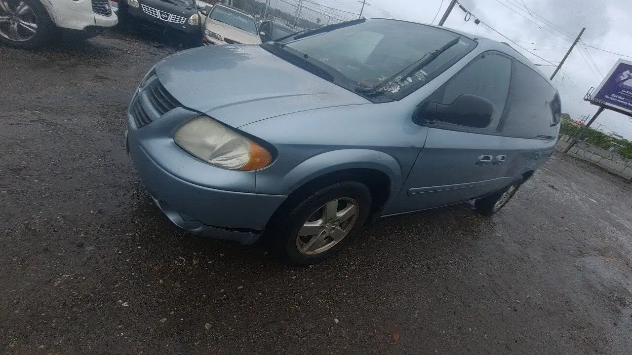 Photo of 2005 Dodge Grand Caravan
