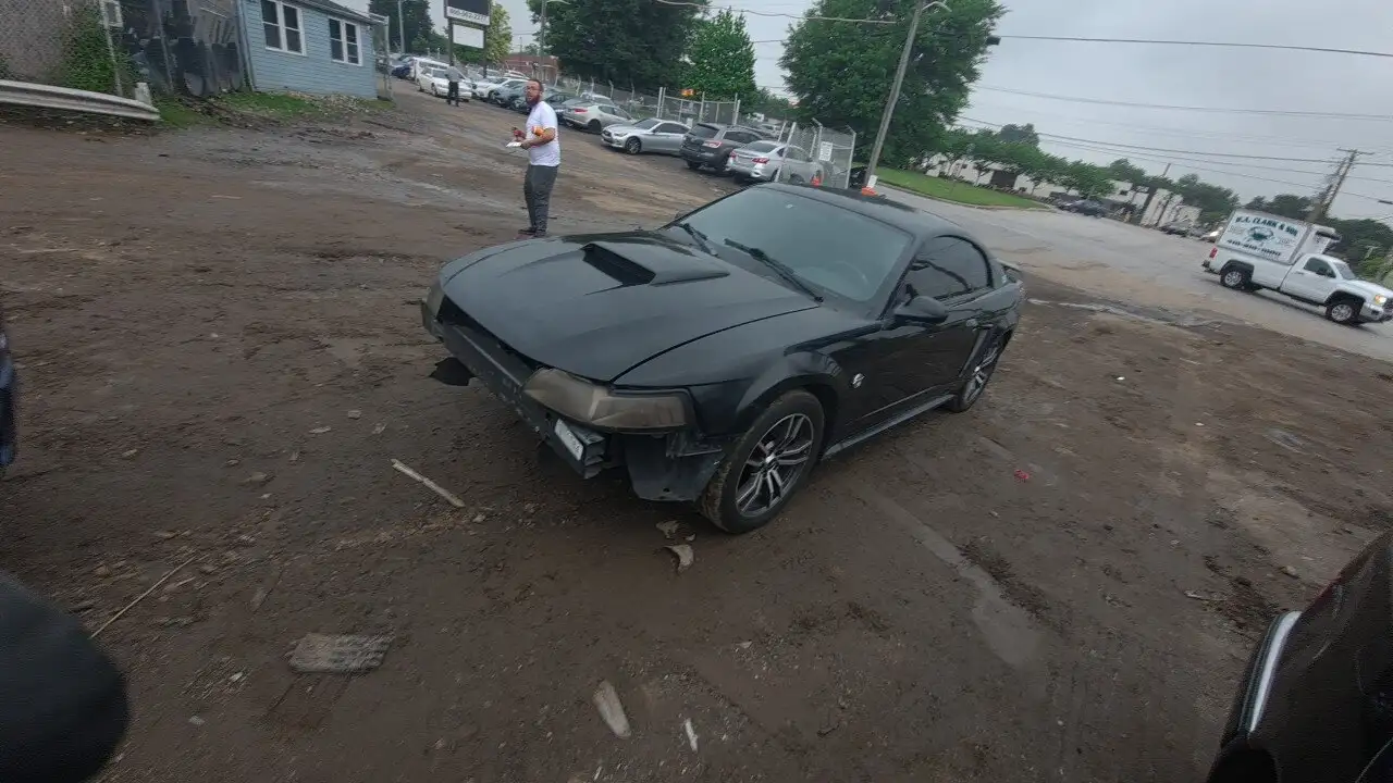 Photo of 2004 Ford Mustang