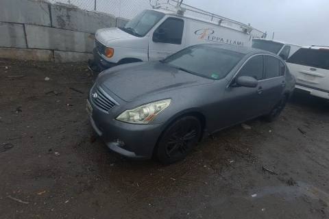 Photo of 2011 Infiniti G37