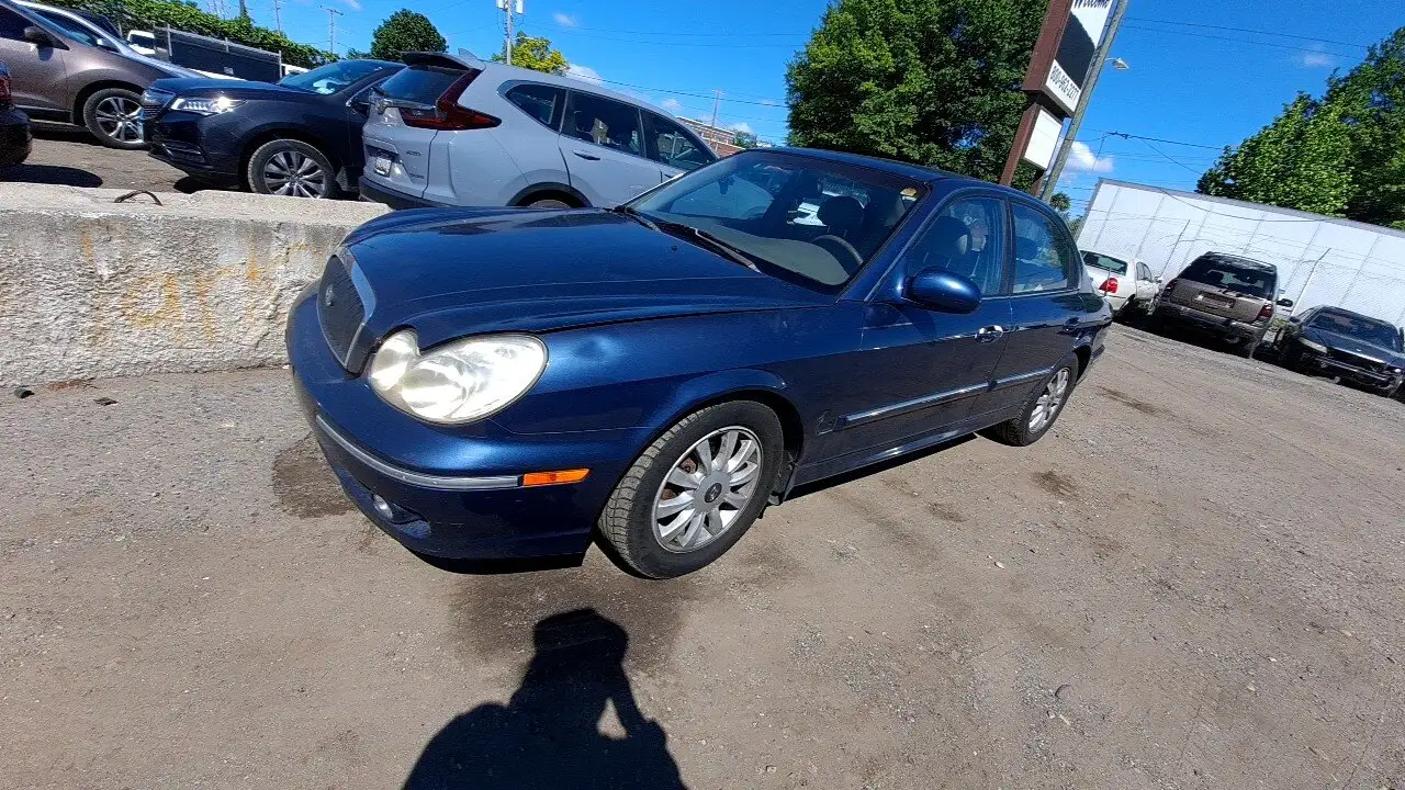 Photo of 2004 Hyundai Sonata