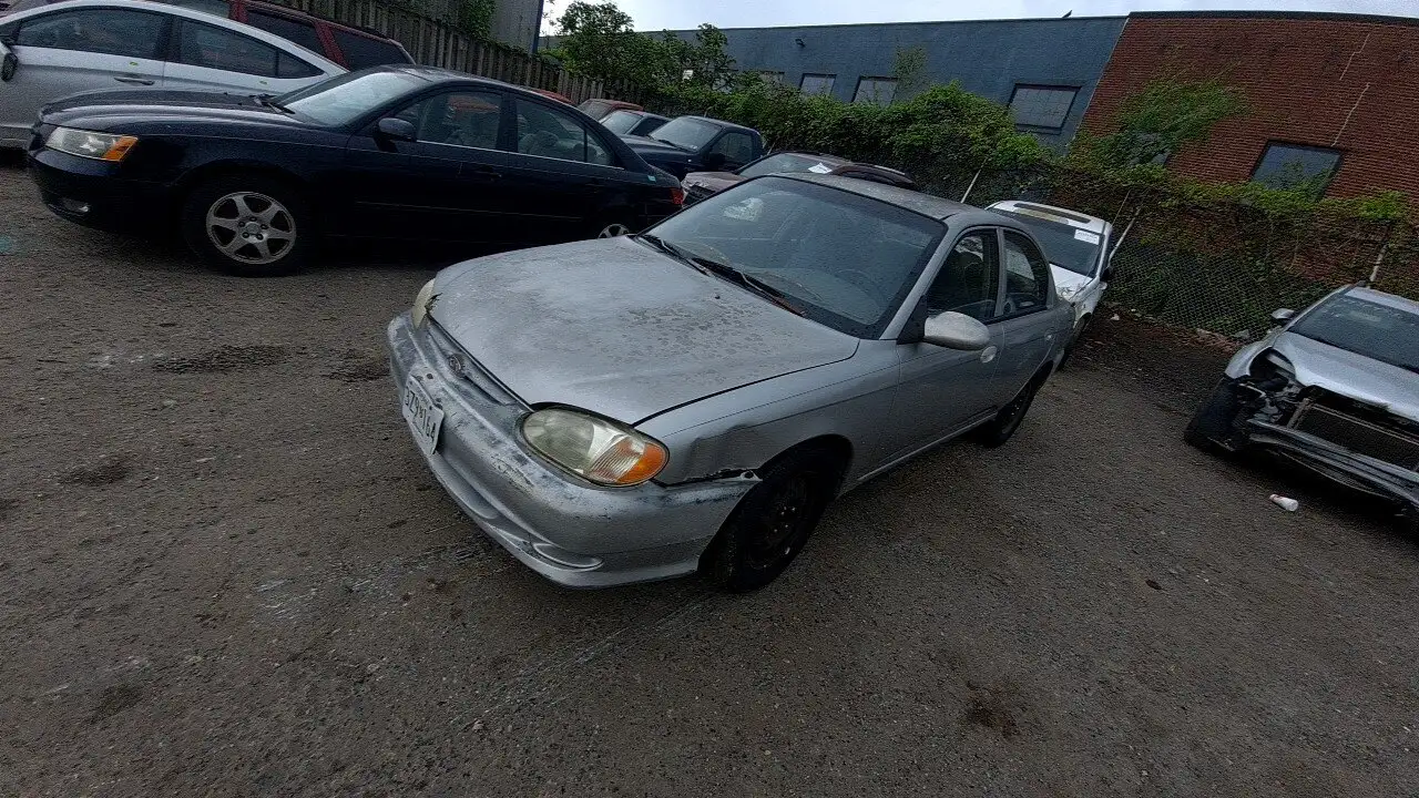 Photo of 2001 Kia Sephia