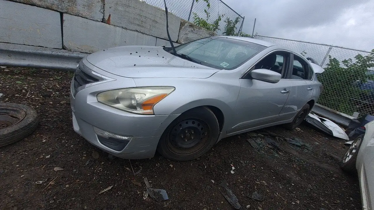 Photo of 2015 Nissan Altima