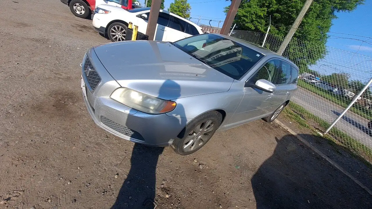Photo of 2008 Volvo V70