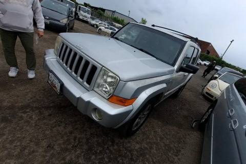 Photo of 2006 Jeep Commander
