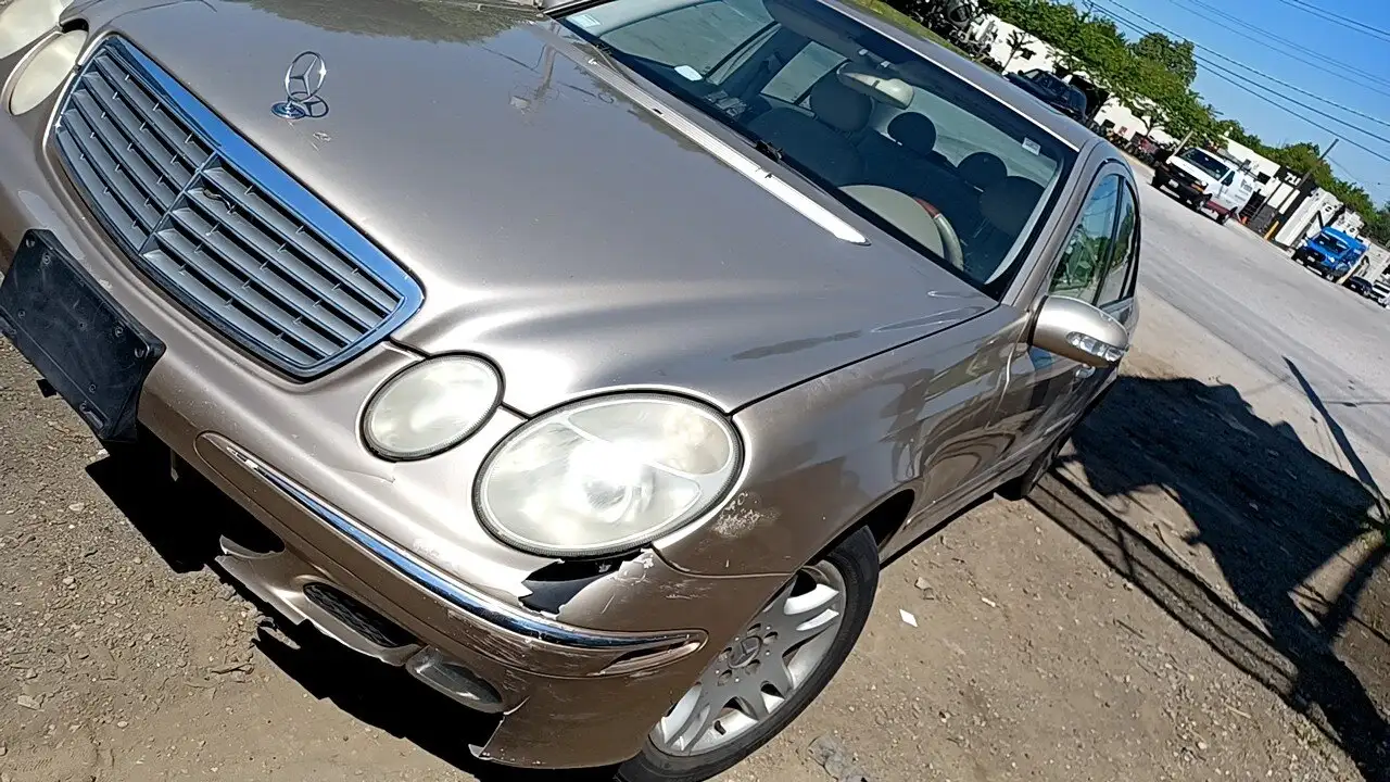 Photo of 2003 Mercedes-Benz E320
