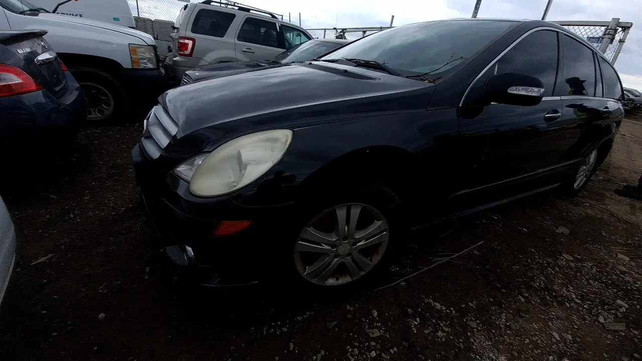 Photo of 2008 Mercedes-Benz R350