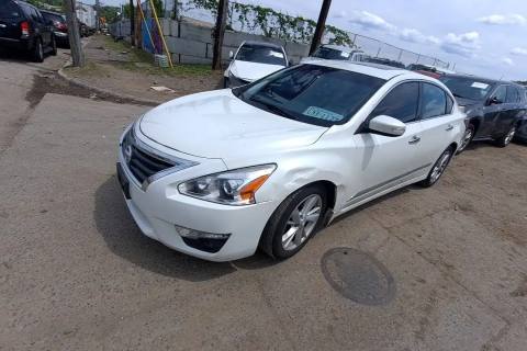 Photo of 2015 Nissan Altima