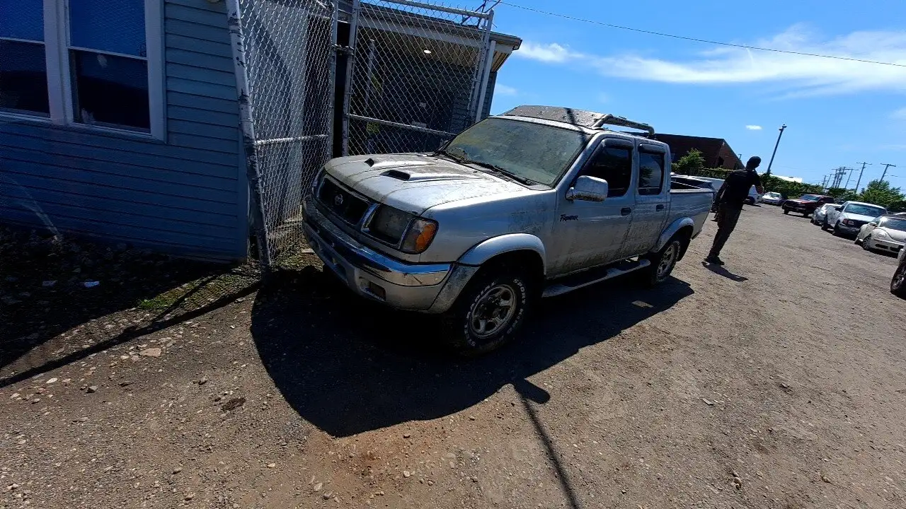 Photo of 2000 Nissan Frontier