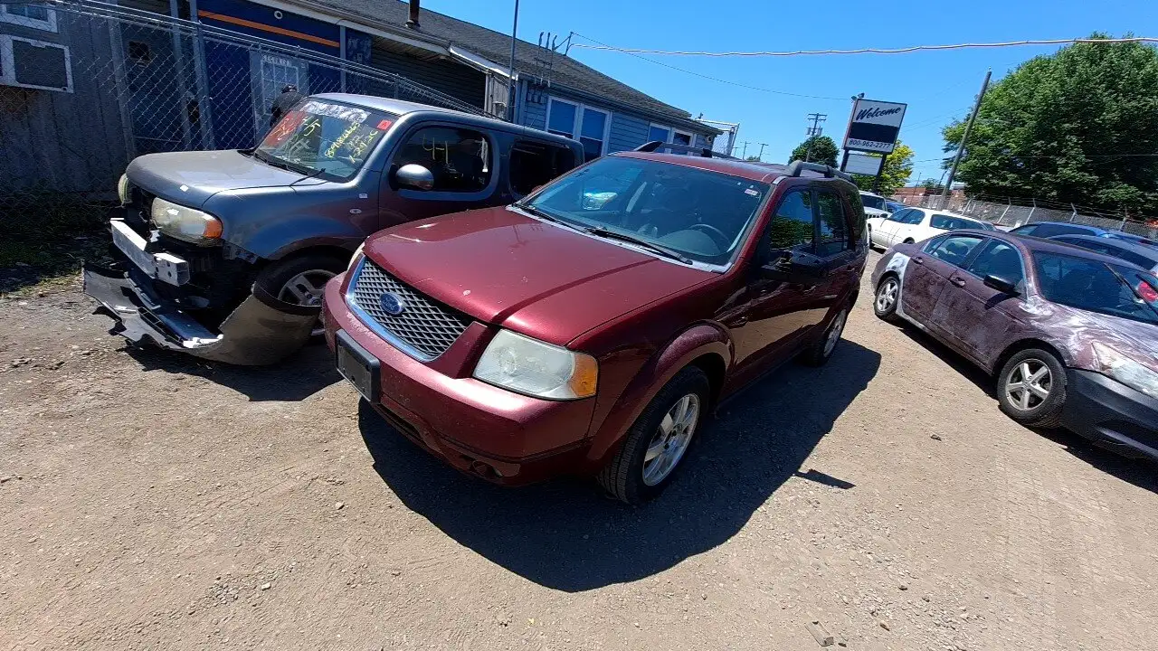 Photo of 2005 Ford Freestyle